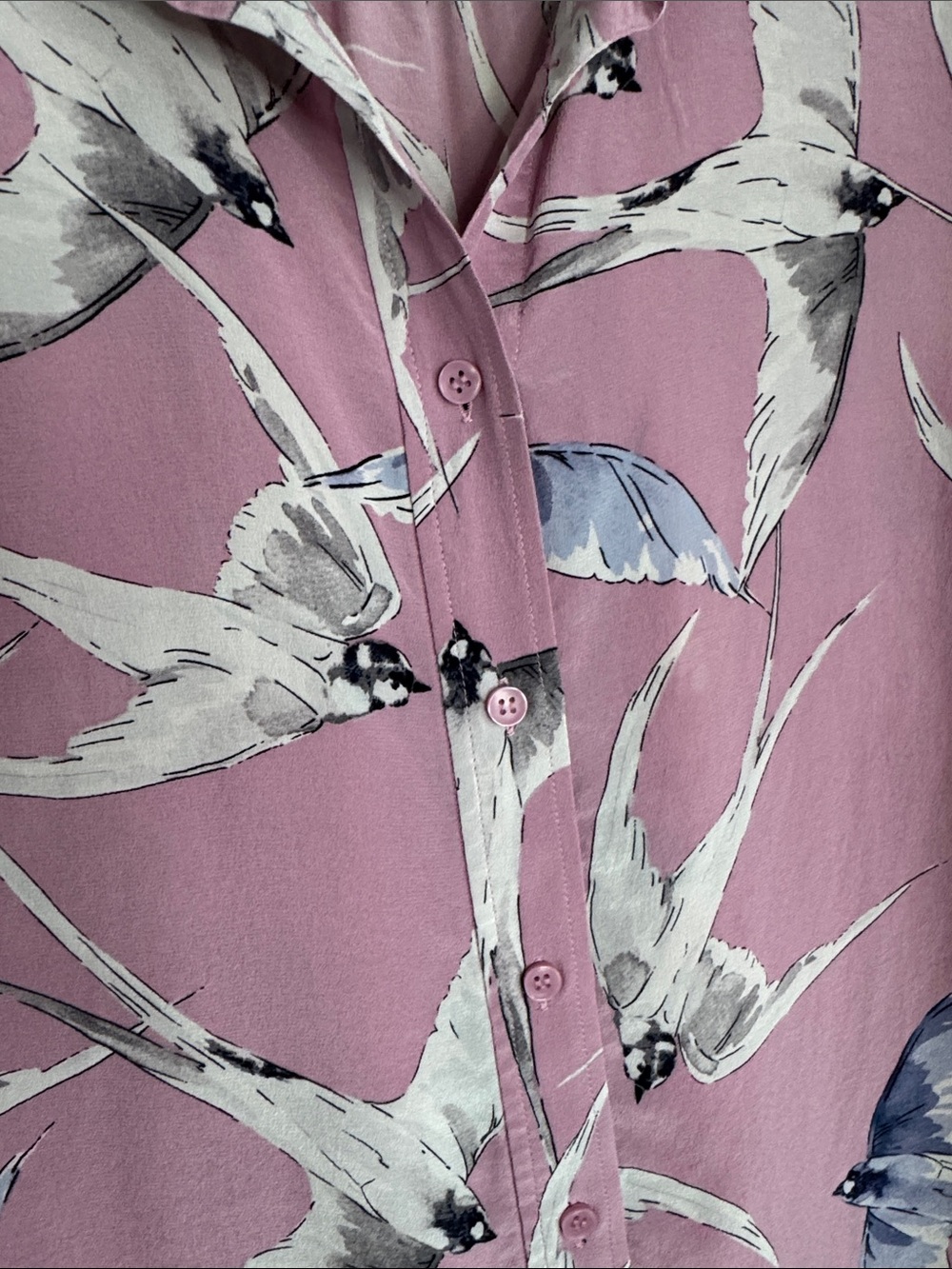 Ann Taylor 100% Silk Bird Print Button Front Blouse Pink Long Sleeve , size S - Picture 4 of 8